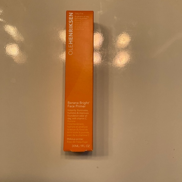 OleHenriksen Banana Bright Face Primer - Picture 2 of 2